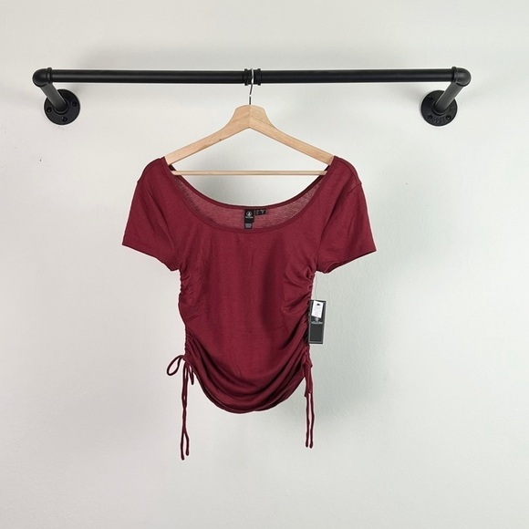 NWT Volcom Shore Shook Ruched Side Short Sleeve Top Maroon - Picture 5 of 8